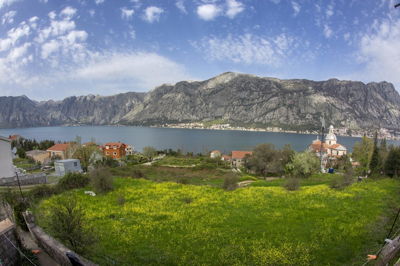 Lux Apartments Fabris Kotor Exterior photo